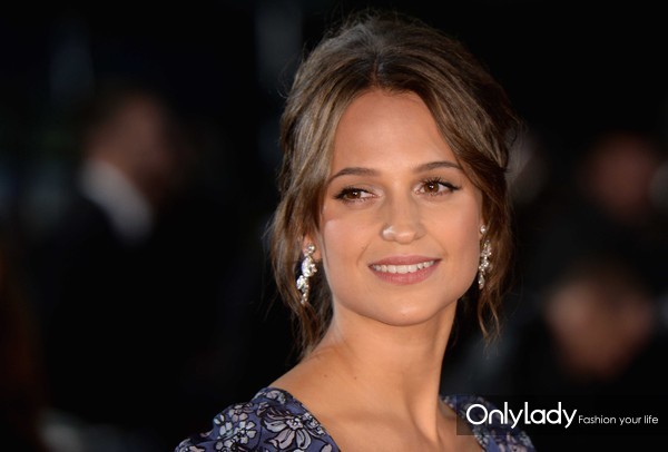 Alicia Vikander